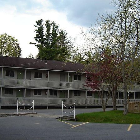 Lake George Suites מראה חיצוני תמונה