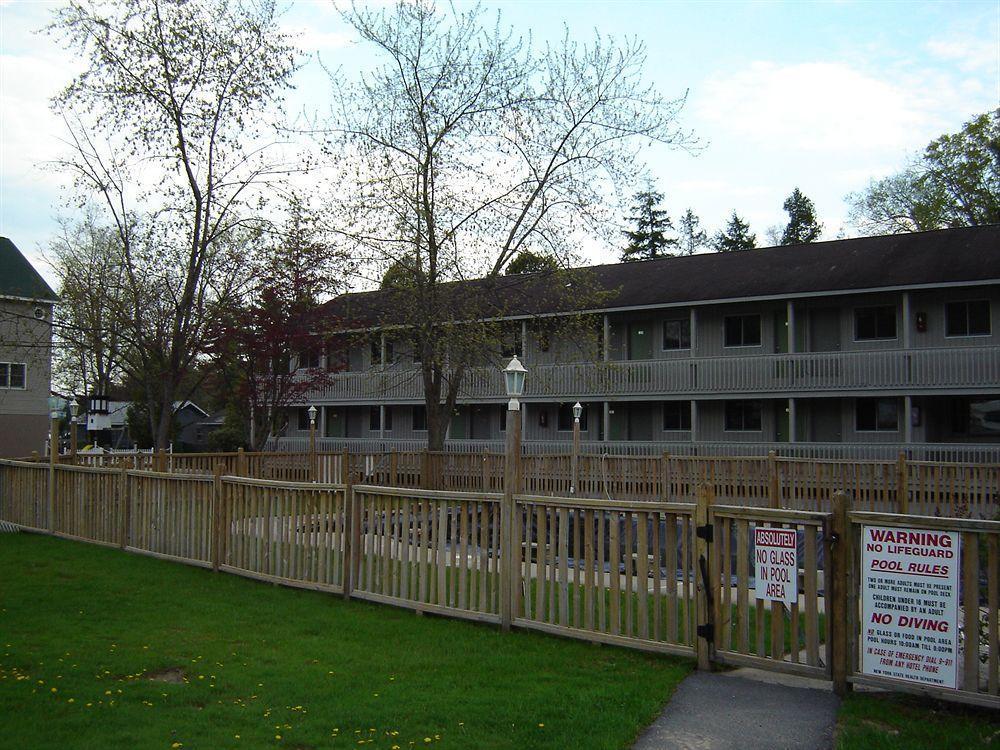 Lake George Suites מראה חיצוני תמונה